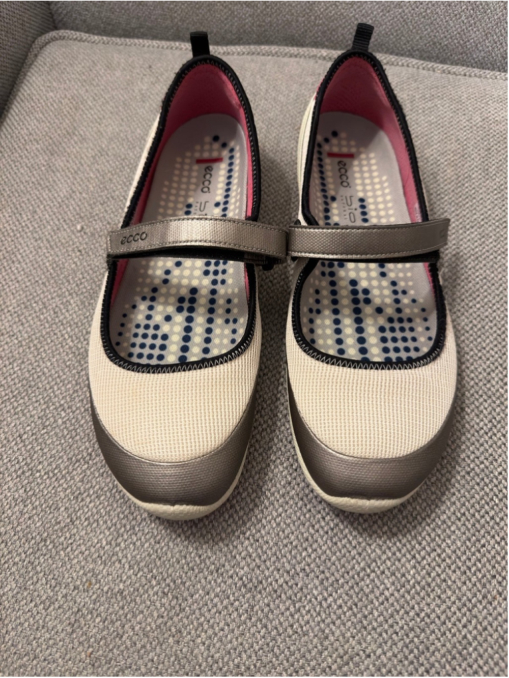 ECCO Biom Lite Mary Jane shoes sz 41. US 9.5/10